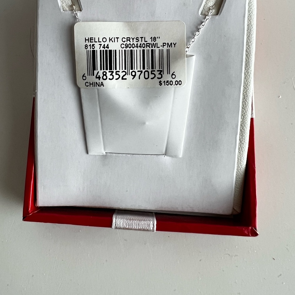 Hello Kitty necklace - Picture 2 of 3